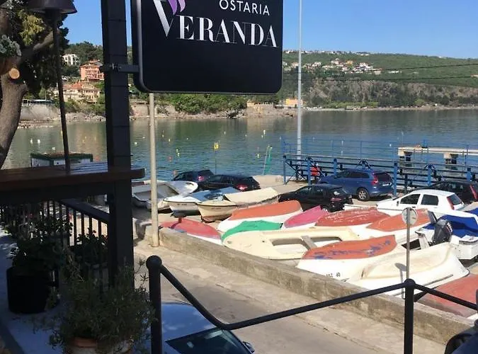 Sisi Διαμέρισμα *